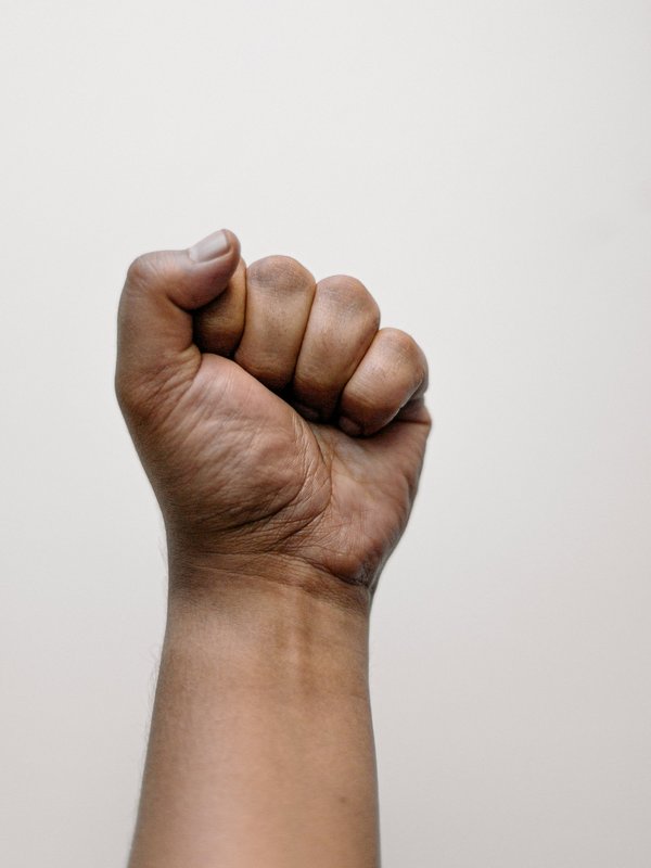 Quels sont les bienfaits de la thérapie par le mouvement pour les patients atteints de Parkinson?